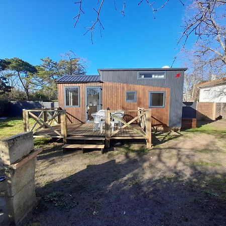 Maison Tiny House 2 Chambres Soulac A 500M Plage エクステリア 写真