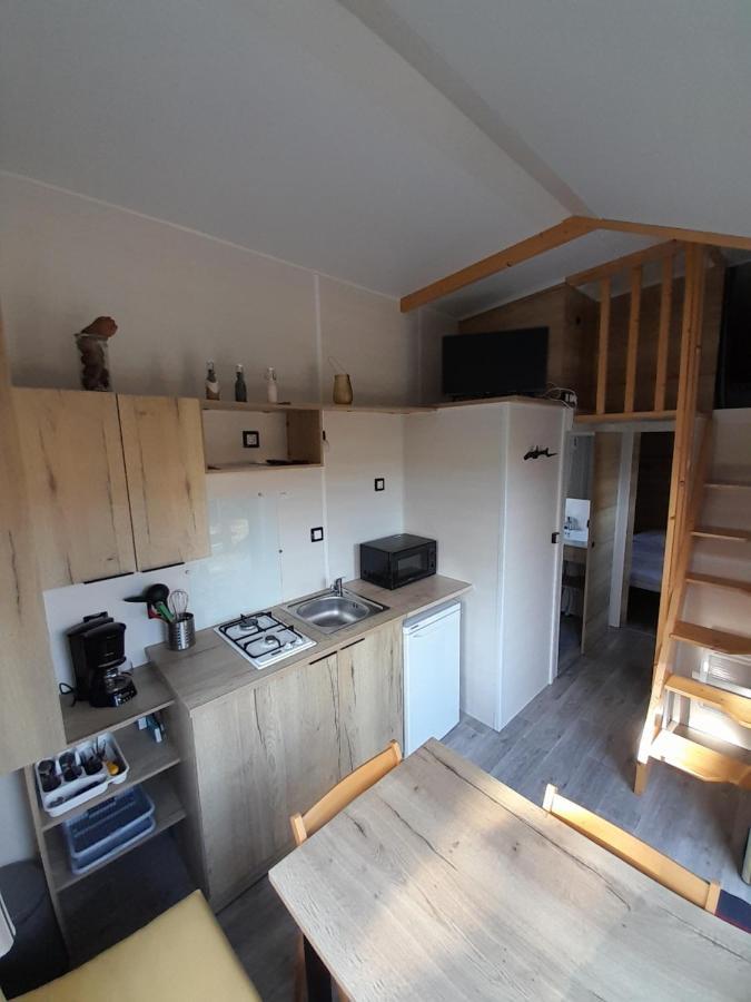 Maison Tiny House 2 Chambres Soulac A 500M Plage エクステリア 写真