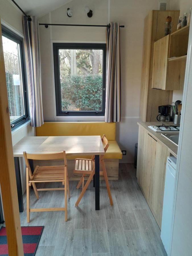 Maison Tiny House 2 Chambres Soulac A 500M Plage エクステリア 写真